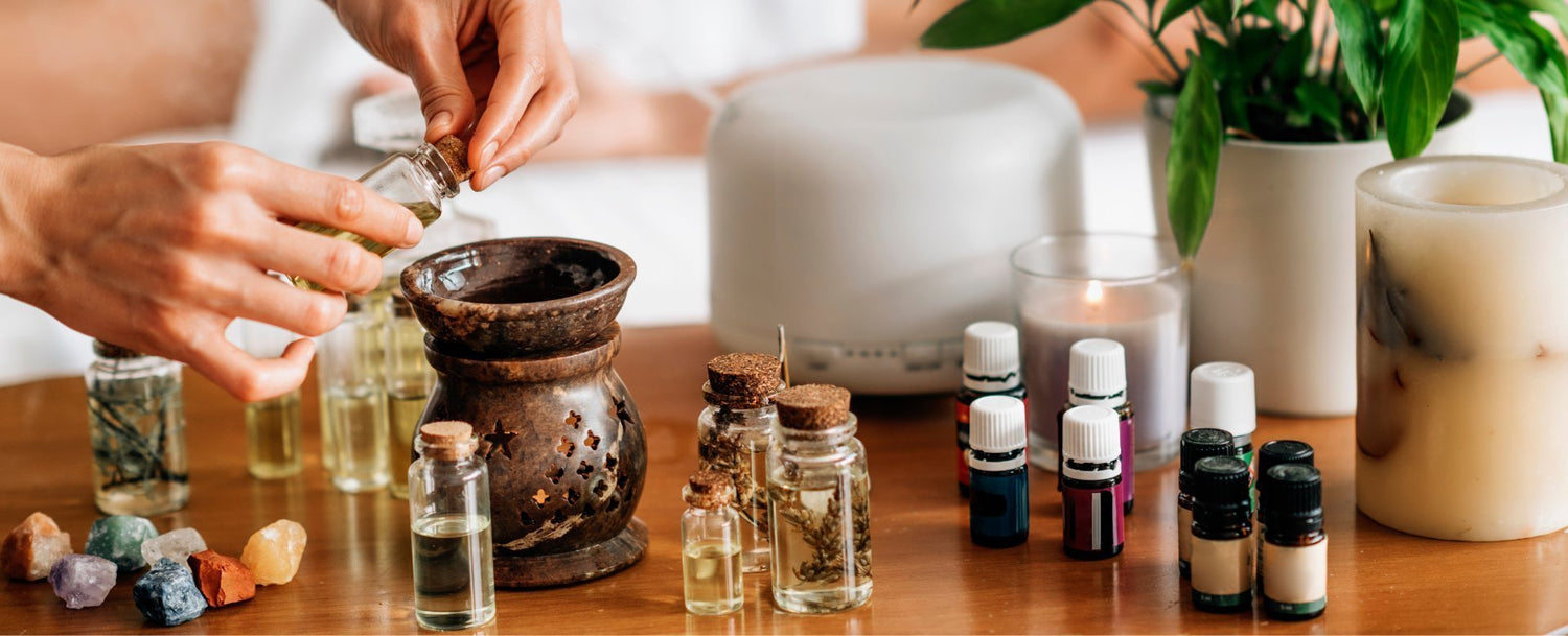 Descubra a Magia dos Óleos Essenciais! 🌿✨ - Universo com Alma ®