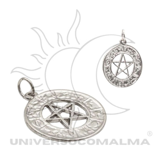 Amuleto Pentagrama em metal símbolo de proteção energética e equilíbrio espiritual.