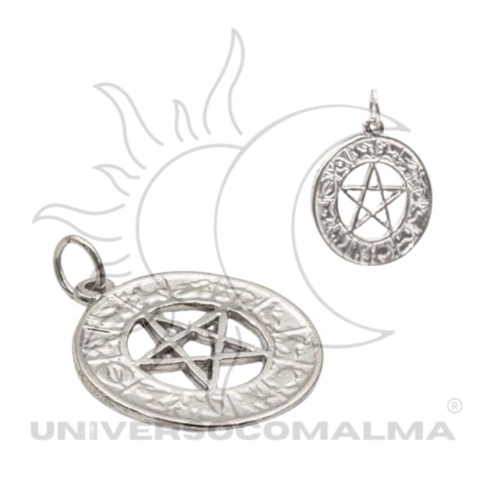 Amuleto Pentagrama em metal símbolo de proteção energética e equilíbrio espiritual.