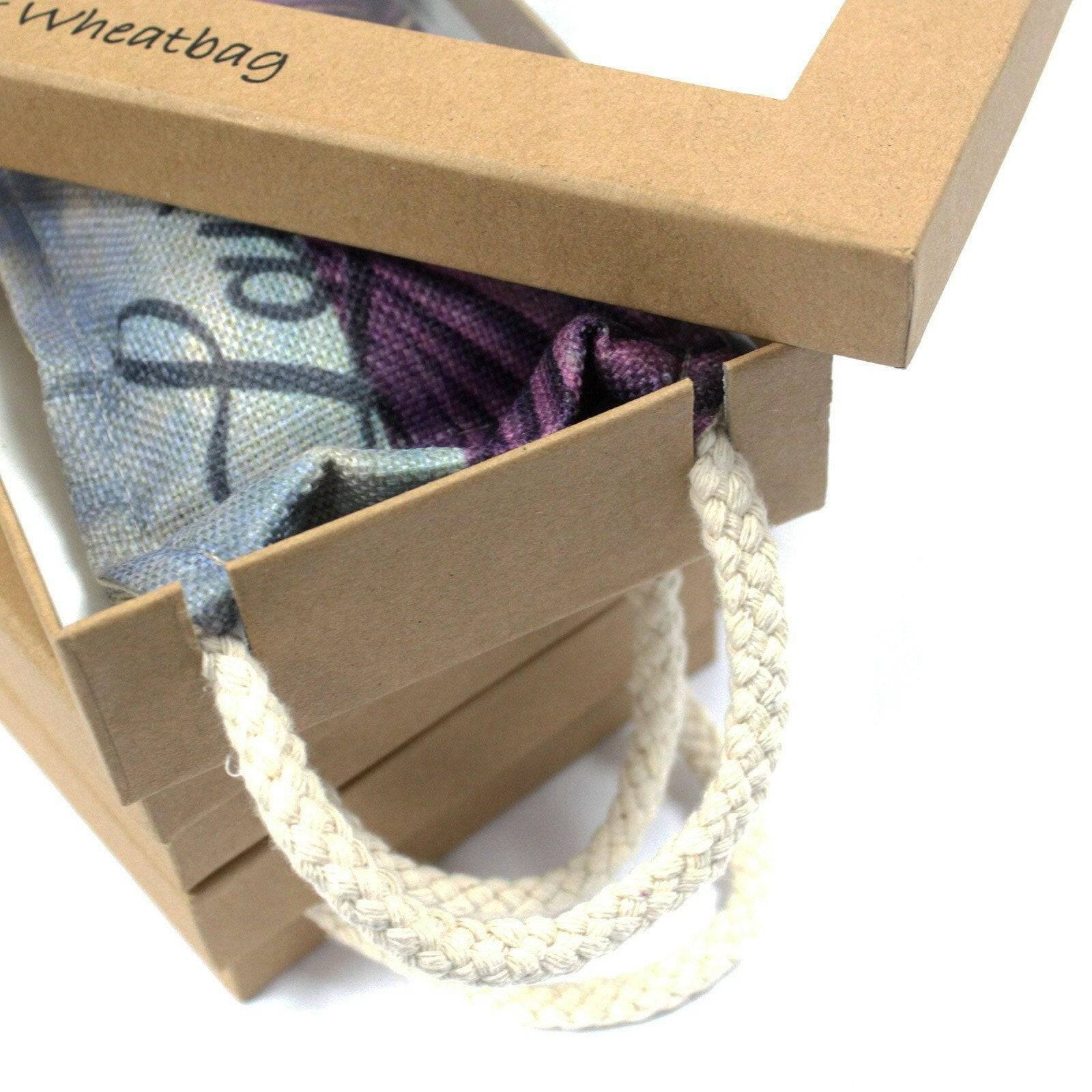 Saco de Trigo de Lavanda em Caixa de Presente - Relaxamento para Dormir - Universo com Alma ®