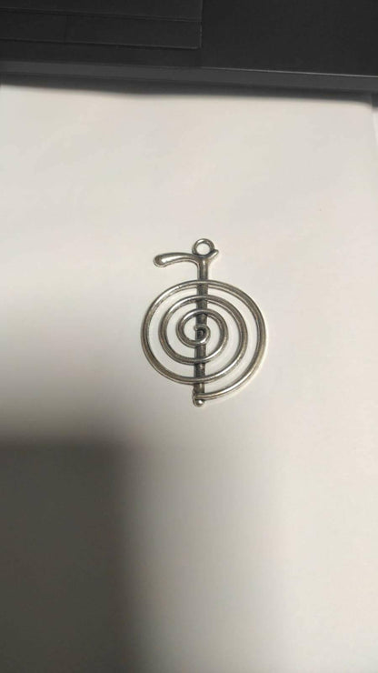 Pingente Cho ku Rei - Equilíbrio e Energia Positiva ⚖️ - Universo com Alma ®