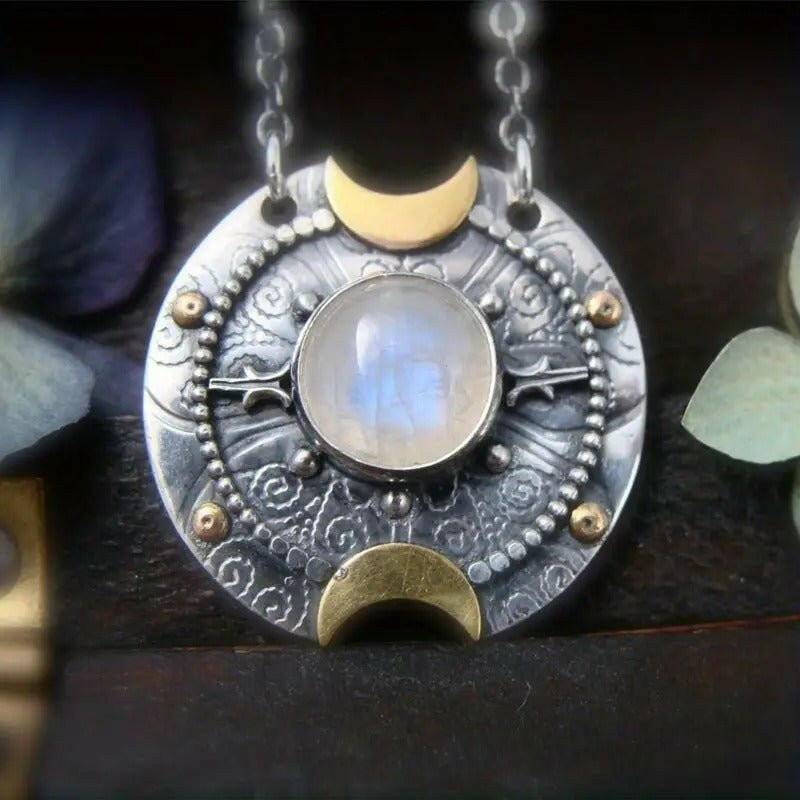 Colar Vintage Moonstone Elegante 🌙💫 - Universo com Alma ®