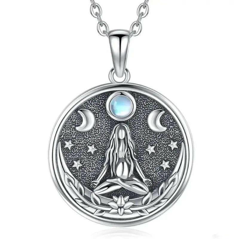 Colar Vintage Triple Moon Goddess Prateado 🌙🌟 - Universo com Alma ®